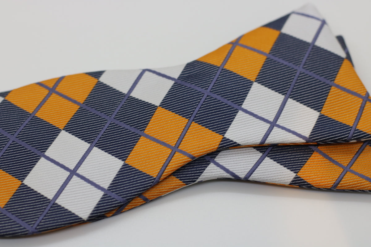 Square Patterned Bow Tie