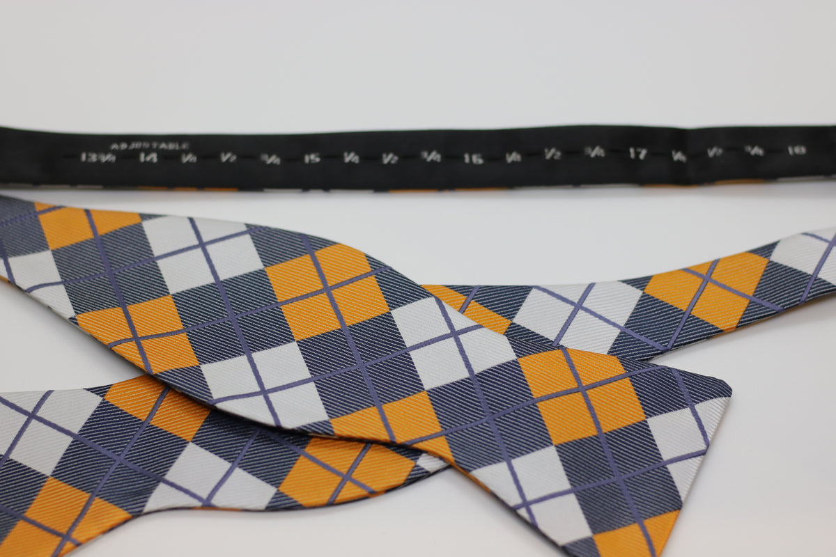 Square Patterned Bow Tie